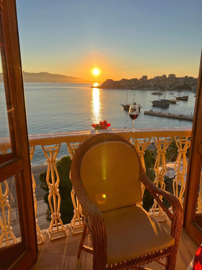 Castle Of Monte Cristo With Pool-Ilio Sarandë Exteriér fotografie